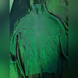 Green turtle neck